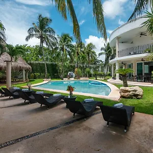 Palmeras Hotel Cancún