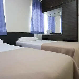 Amrise Hotel, Check In At 10pm, Check Out At 9am Singapore