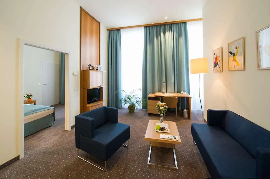 מלון דירות וינה Hilight Suites Hotel