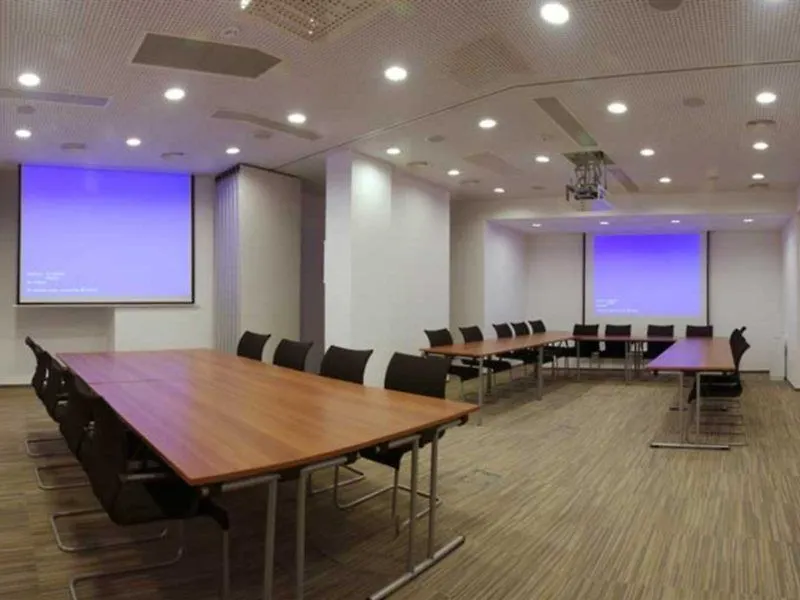 וינה Hilight Suites Hotel 4*,  אוסטריה