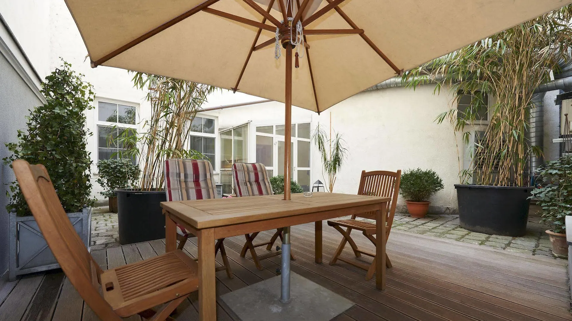 **** Hotel apartamentowy Hilight Suites Hotel Wiedeń Austria